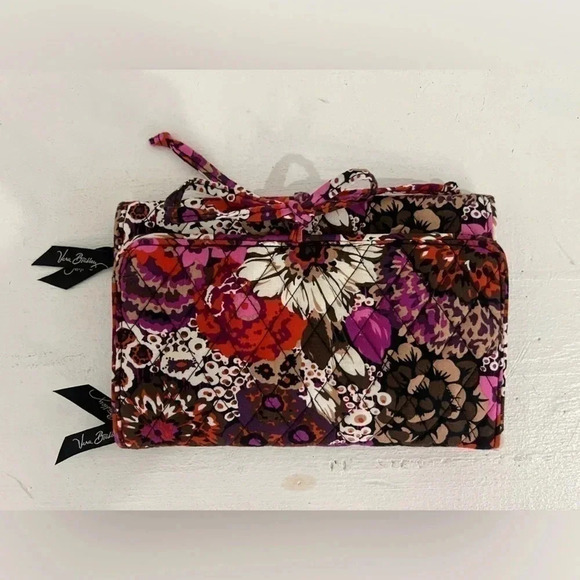 Vera Bradley Handbags - Vera Bradley Cosmetic Organizer Bag